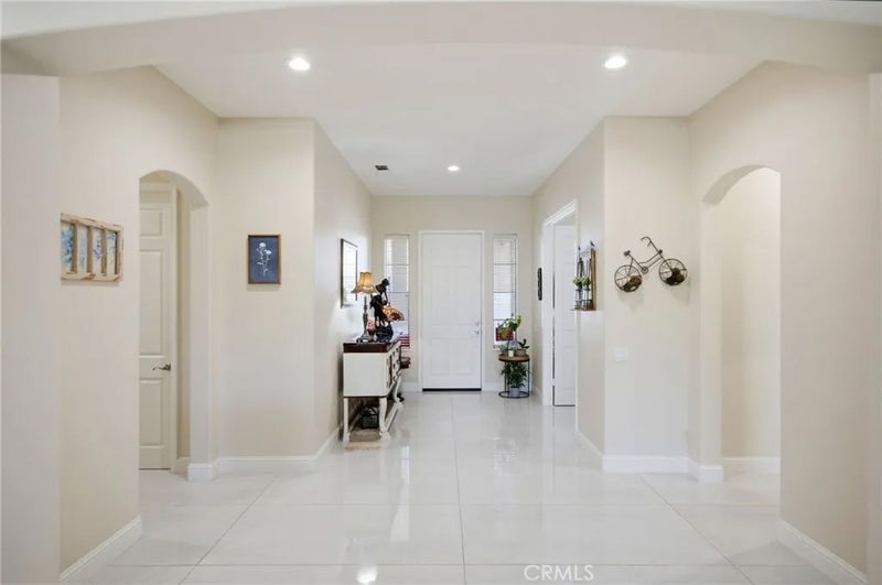 40596 Corte Los Cerritos