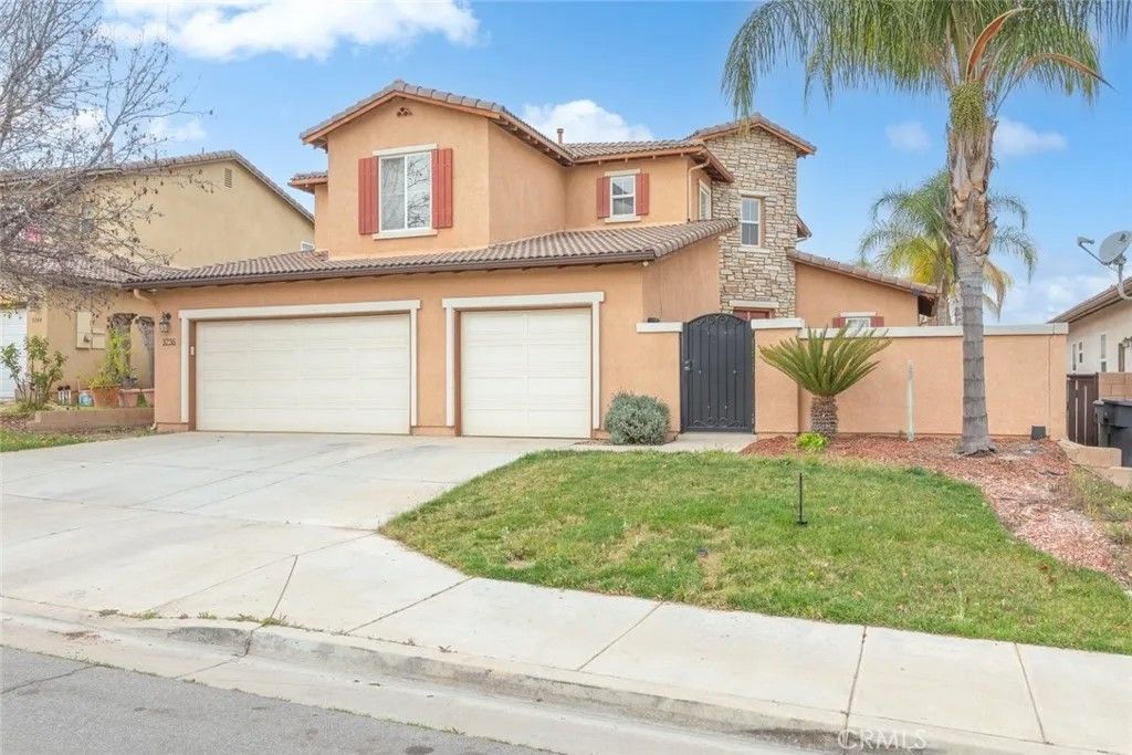 Photo of 3736 Peak Trail, Perris, CA 92570 (MLS # IV26032591)