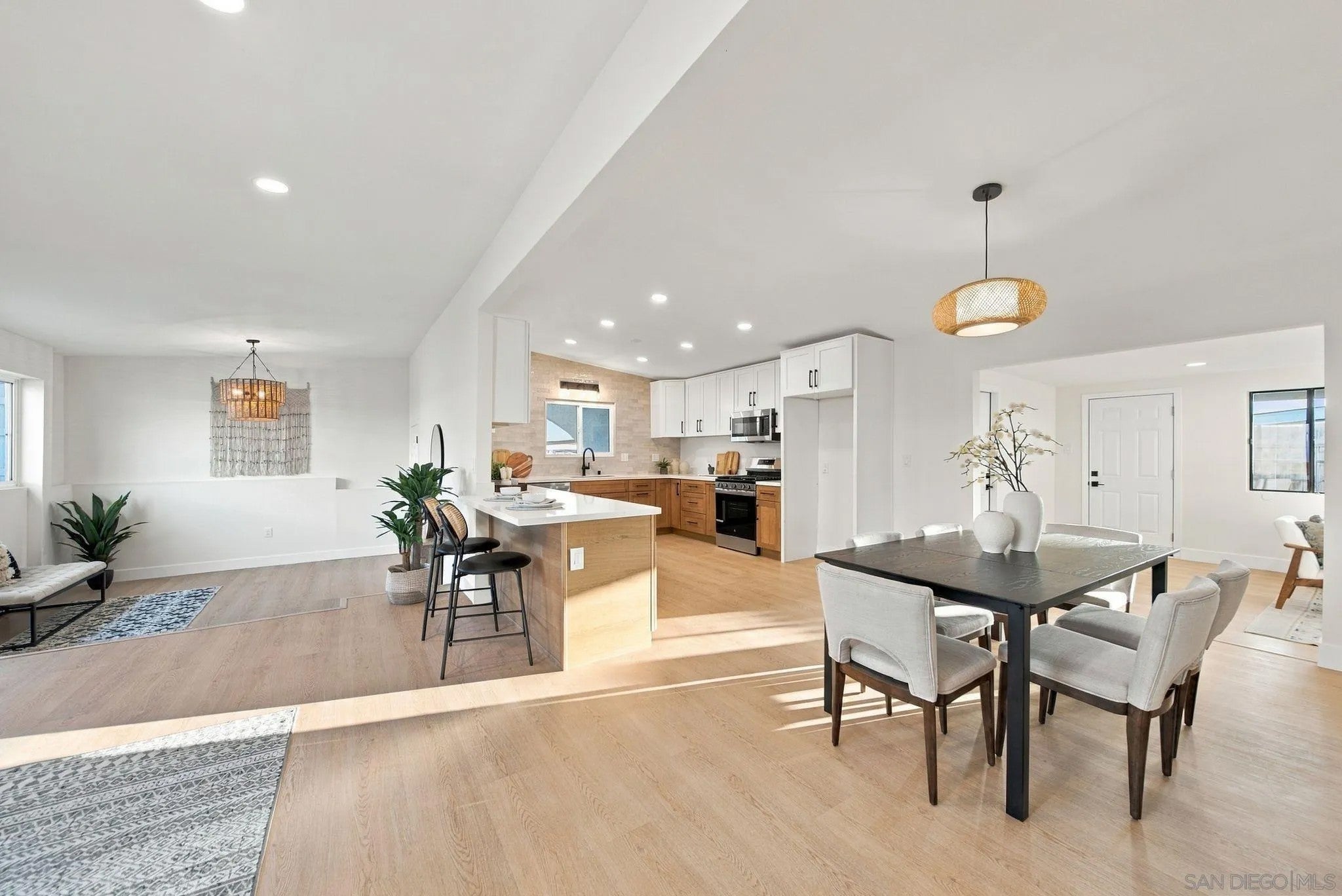 353 Montclair St