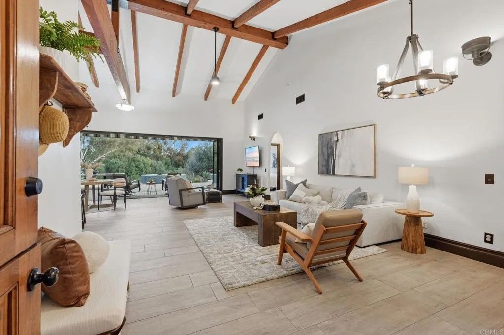 Photo of 1111 Palomino Road, Fallbrook, CA 92028 (MLS # NDP2511210)