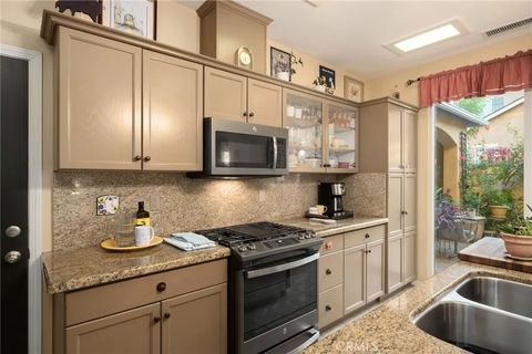 Tiny photo for 1783 N Leonard Ave, Clovis, CA 93619 (MLS # PI25250917)