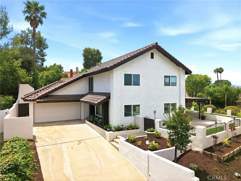 20400 Lake Canyon Drive