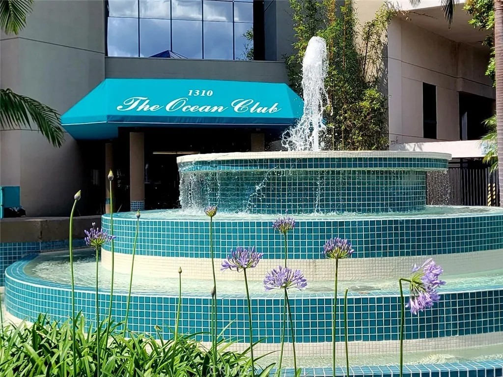 1310 E Ocean 905