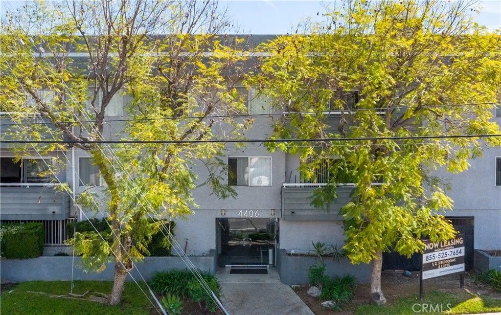 Photo of 4406 Cahuenga Boulevard #209, Toluca Lake, CA 91602 (MLS # BB26063834)