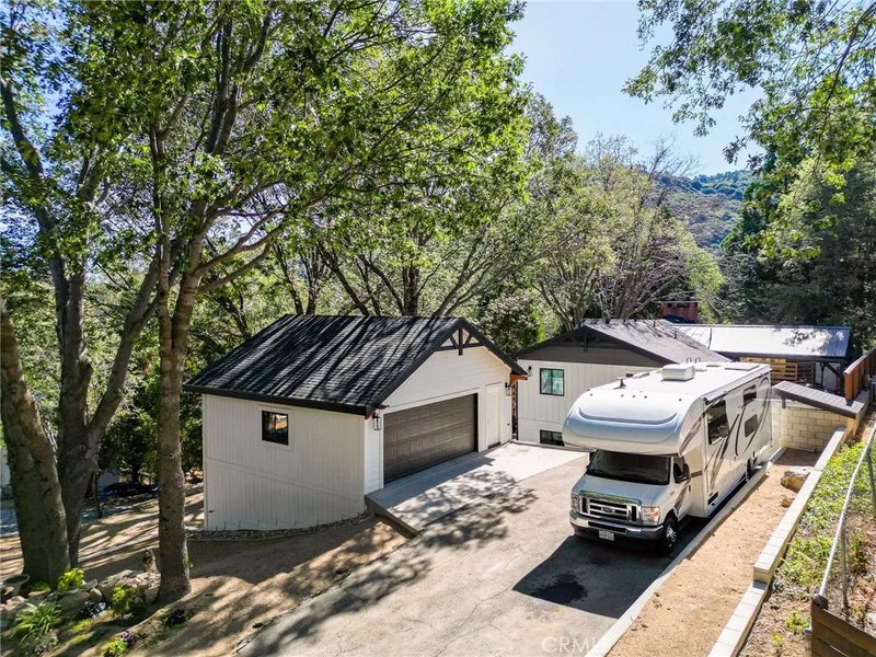 374 Dunant