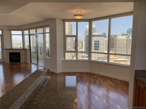 Tiny photo for 700 W Harbor #2501, San Diego, CA 92101 (MLS # 250038613)