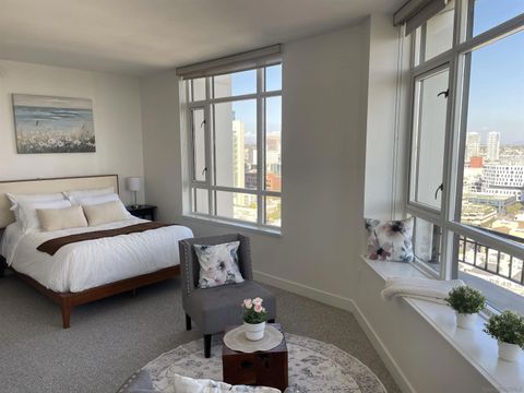 Tiny photo for 700 W Harbor #2501, San Diego, CA 92101 (MLS # 250038613)