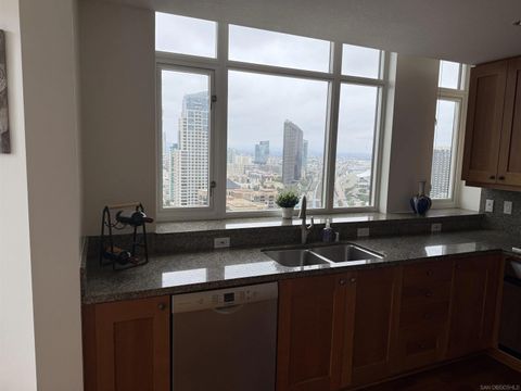 Tiny photo for 700 W Harbor #2501, San Diego, CA 92101 (MLS # 250038613)
