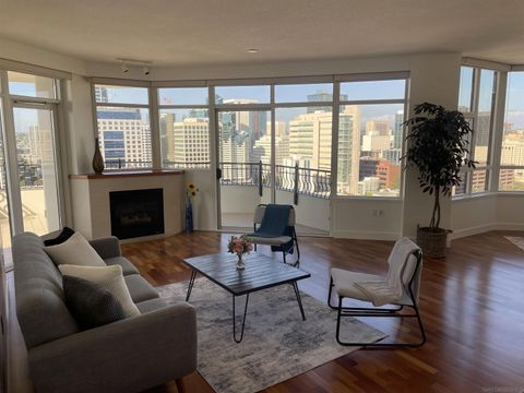 Tiny photo for 700 W Harbor #2501, San Diego, CA 92101 (MLS # 250038613)