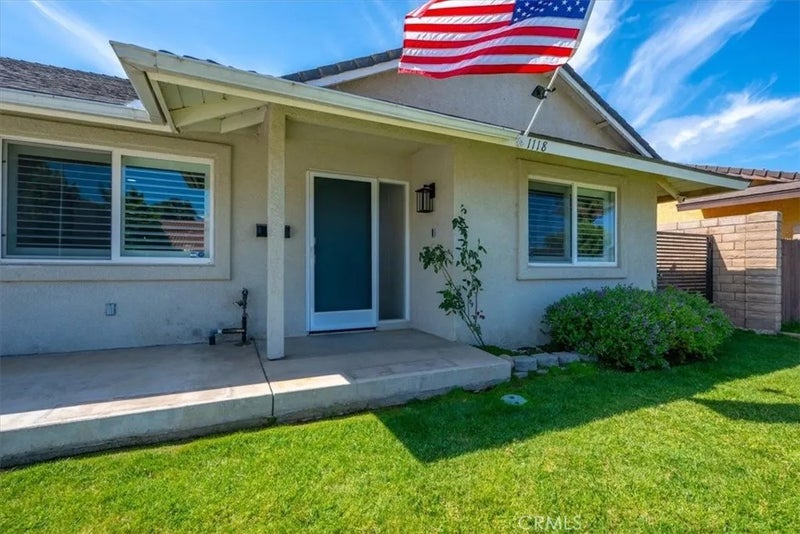 1118 E Sunset Avenue