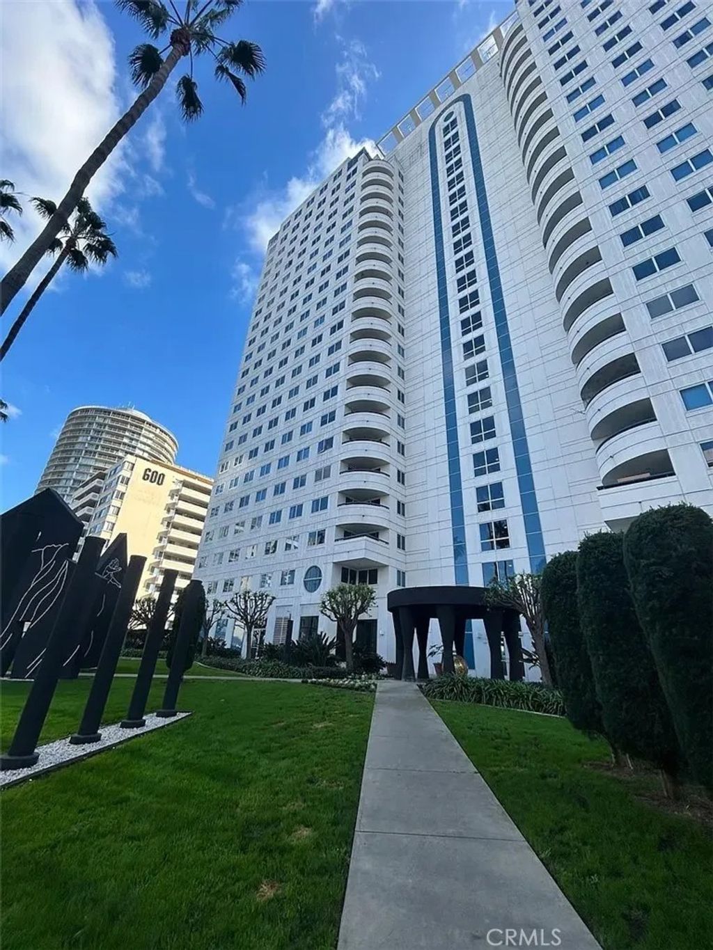 Photo of 525 E Seaside Way #1509, Long Beach, CA 90802 (MLS # DW26082441)