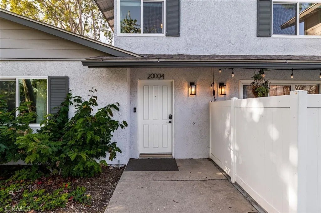 20004 Waverly Glen 46