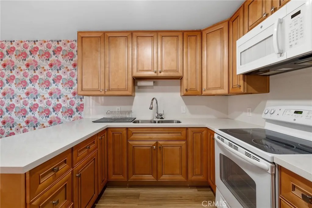 15015 Sherman Way 314
