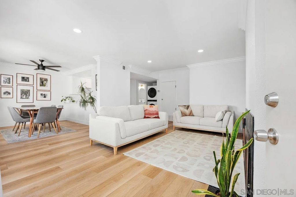Photo of 6903 Quail Place Unit G Pl, Carlsbad, CA 92009 (MLS # 250041259)