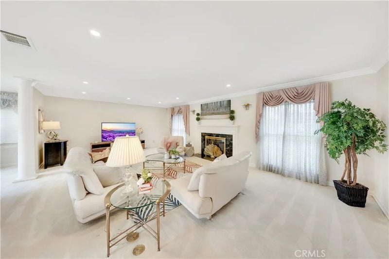 2835 Devonport