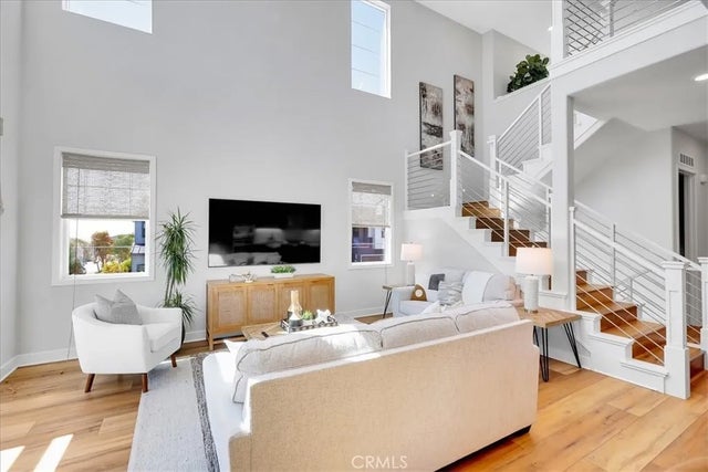 137 Rondo, Irvine