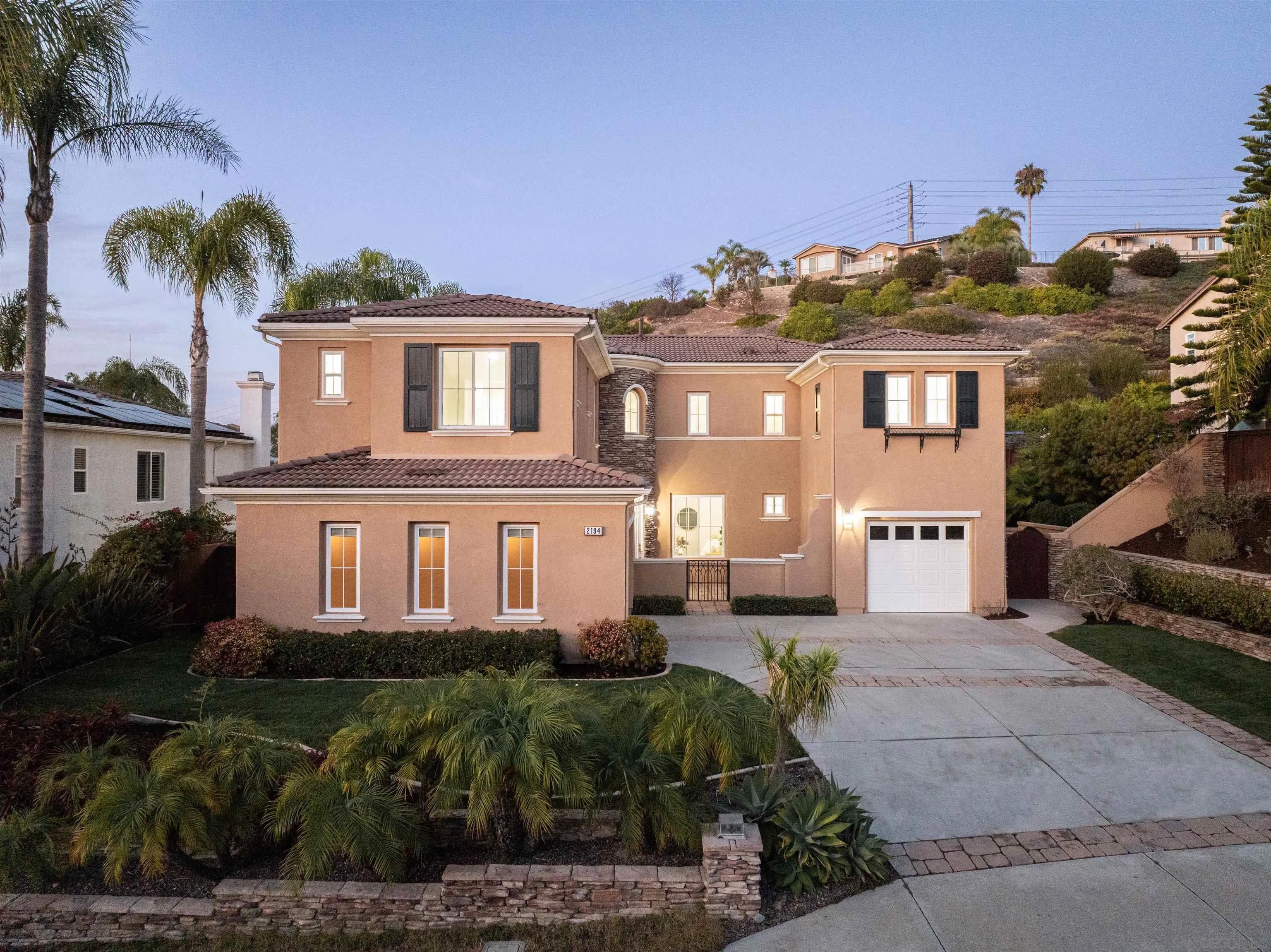 2194 Coast Ave