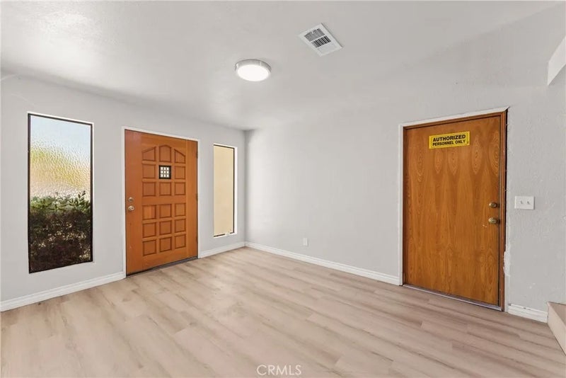 13640 Spring Valley