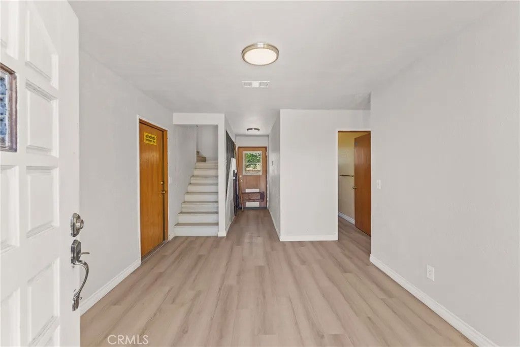 13640 Spring Valley