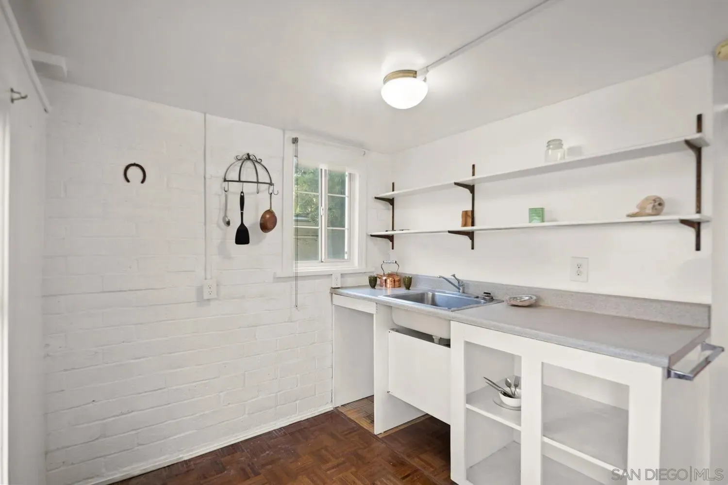 Coronado, California 92118, United States, 4 Bedrooms Bedrooms, ,4 BathroomsBathrooms,Residential,Active,159524