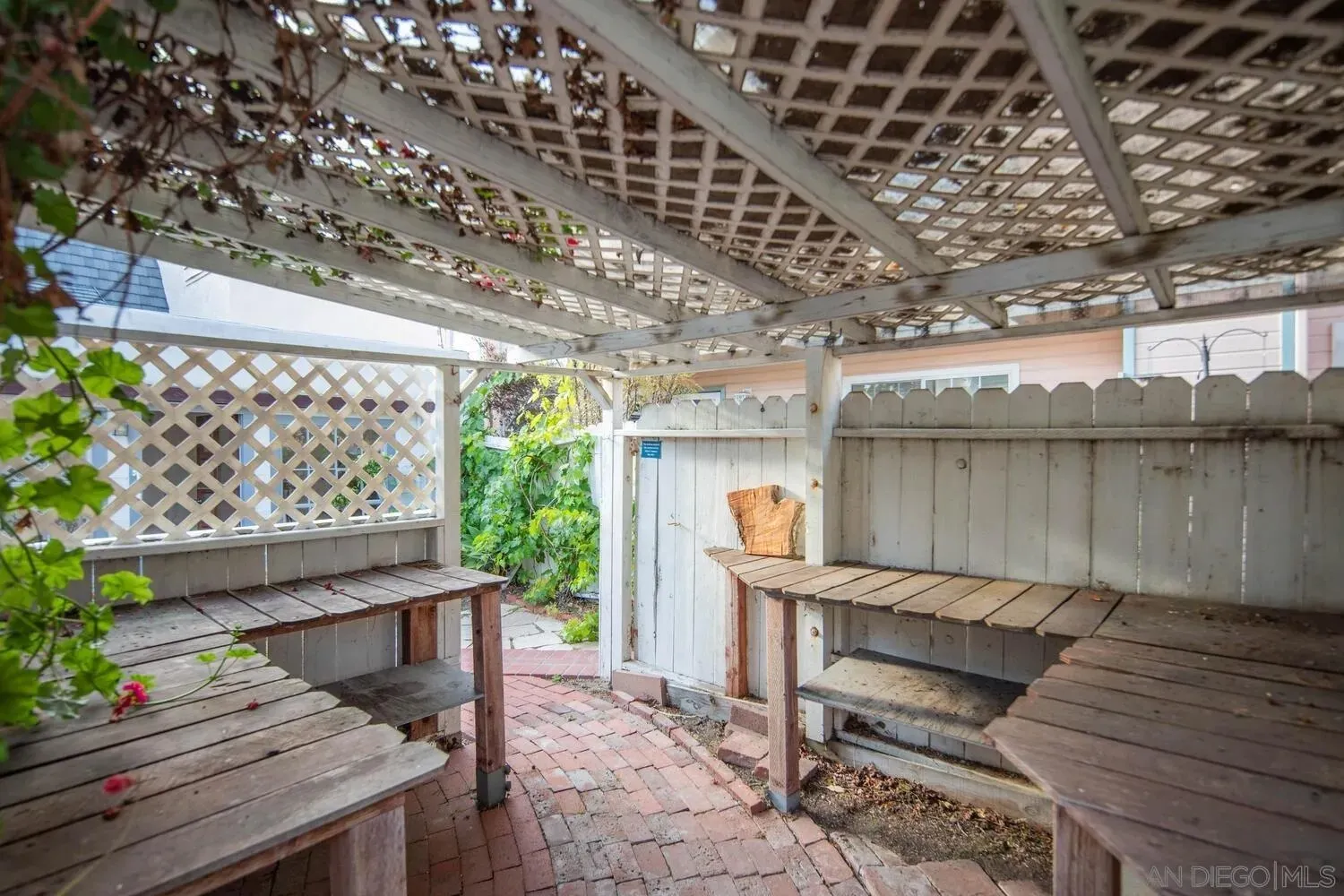 Coronado, California 92118, United States, 4 Bedrooms Bedrooms, ,4 BathroomsBathrooms,Residential,Active,159524