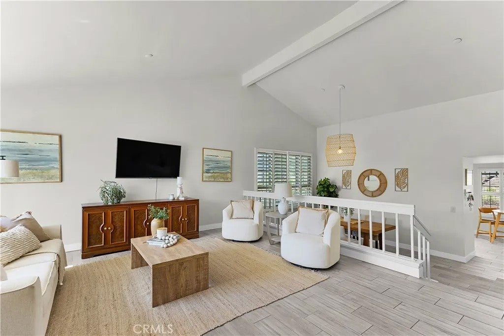 2918 Calle Frontera