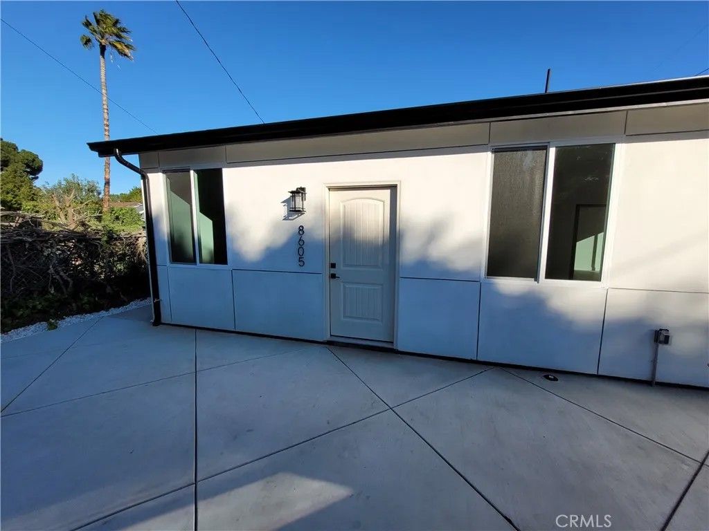 Photo of 8605 Delco Avenue, Winnetka, CA 91306 (MLS # SR26009591)