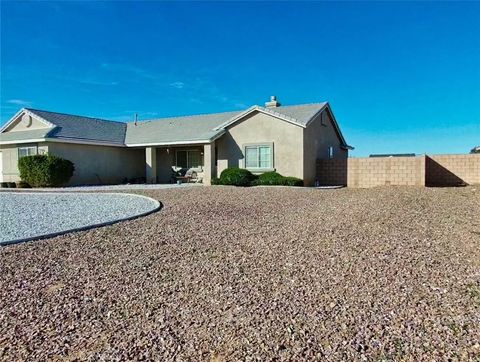 Tiny photo for 21172 Burgundy Way, Apple Valley, CA 92308 (MLS # CV26006920)