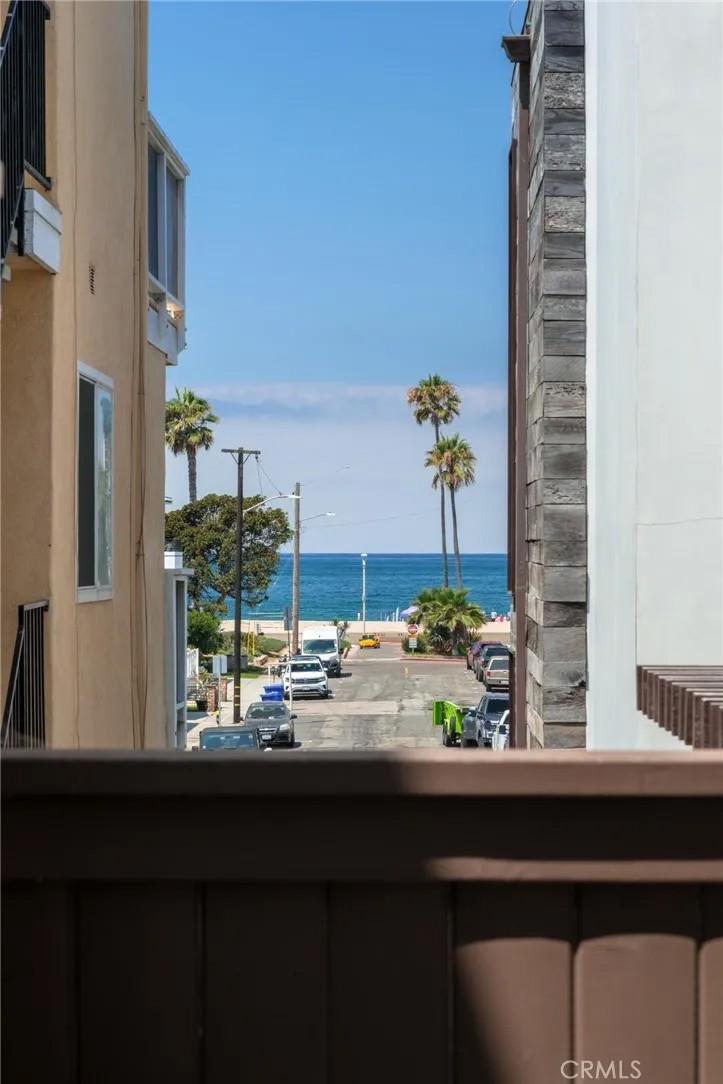 1501 Palm Drive