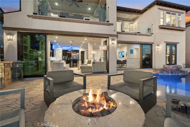 4682 Oceanridge
