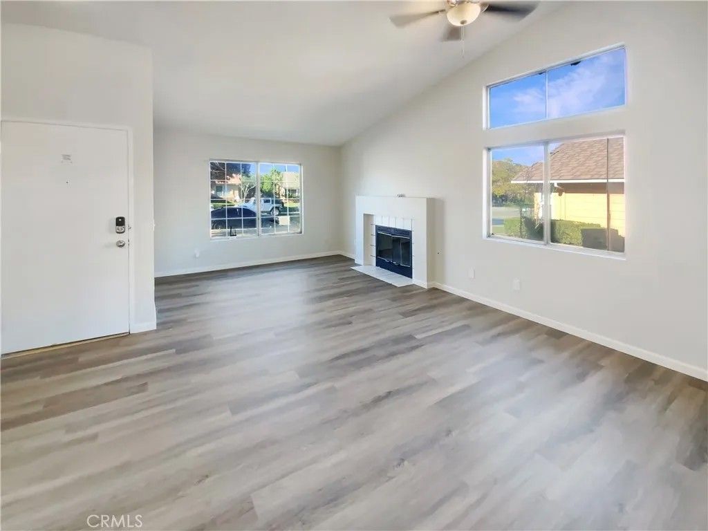 Photo of 13197 Snowview Road, Victorville, CA 92392 (MLS # IV25268718)