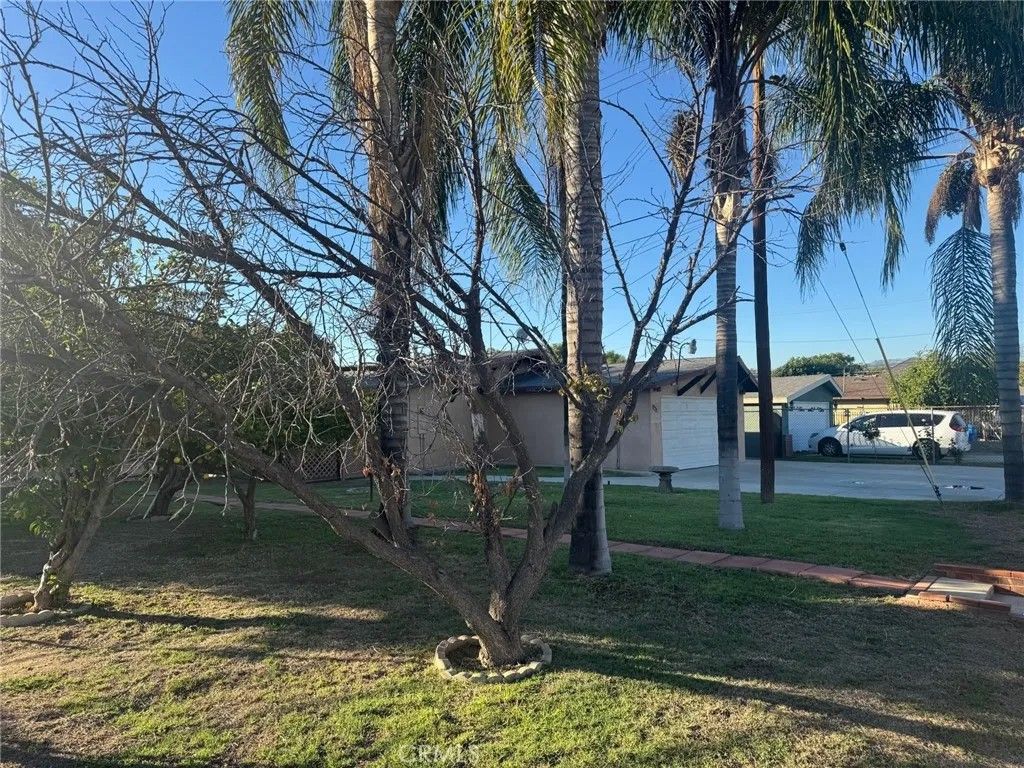 Photo of 639 N Currier St, Pomona, CA 91768 (MLS # CV25253824)