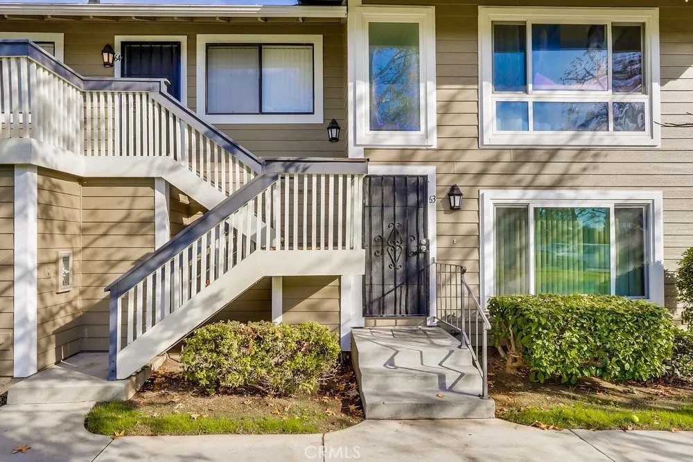 700 W Walnut Avenue 63