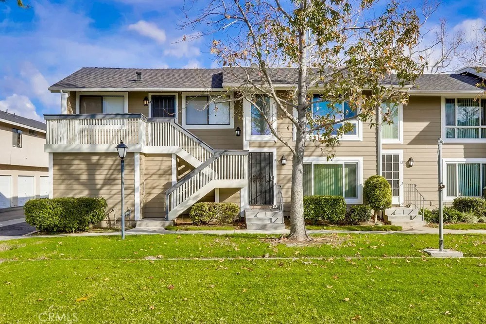700 W Walnut Avenue 63
