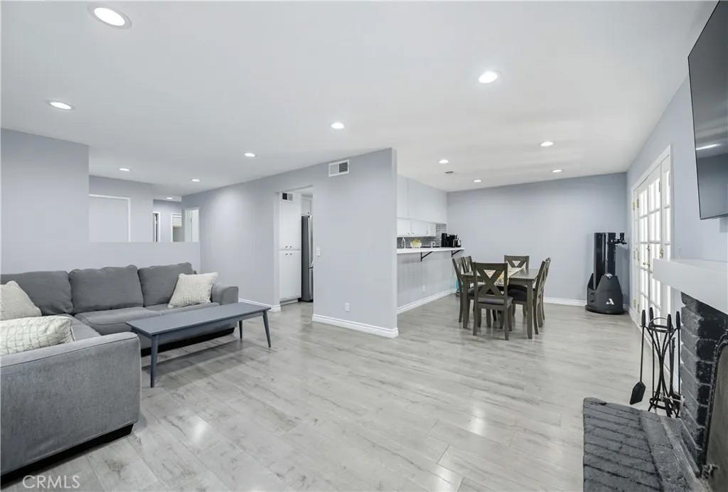 2450 Stow