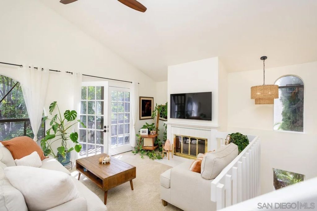 Photo of 2364 Altisma Way #A, Carlsbad, CA 92009 (MLS # 250042446)