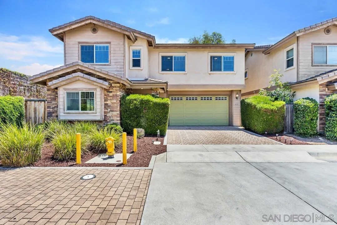639 Mahalo Ct