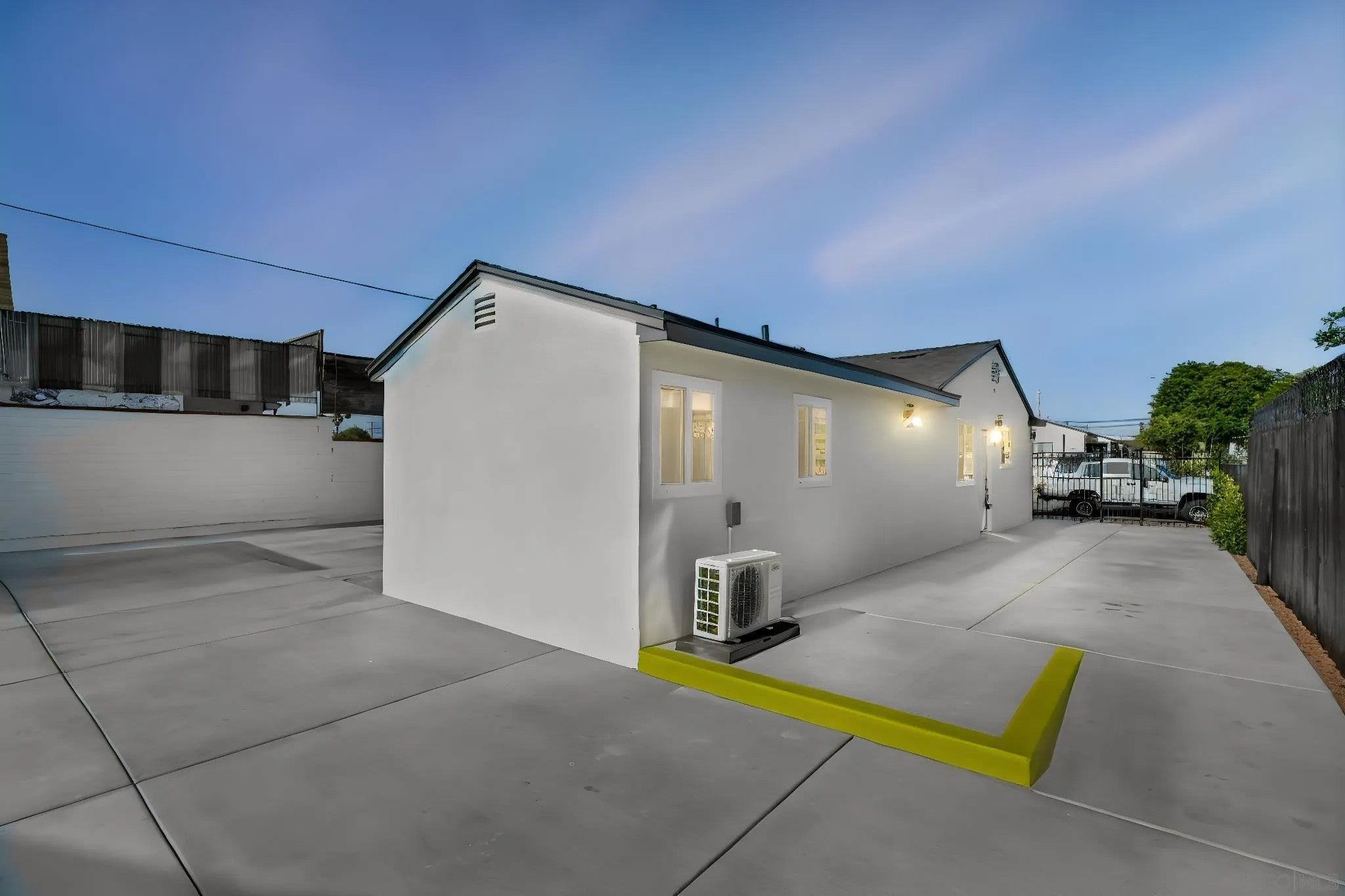 4282-86 Marlborough Ave.