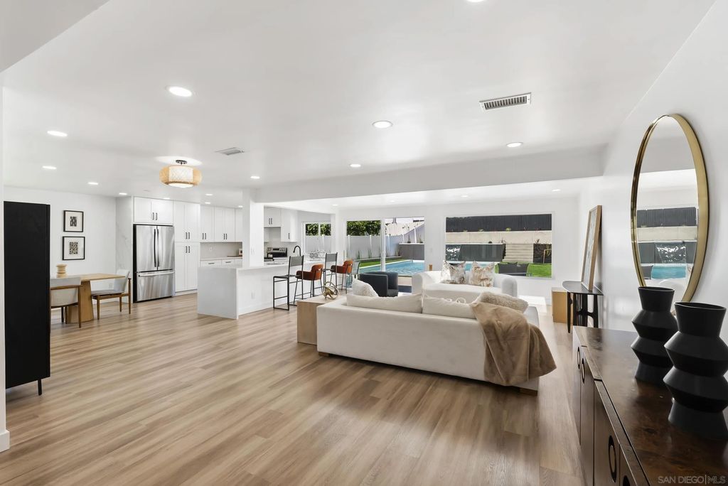 Photo of 1110 Sea Village Dr, Cardiff, CA 92007 (MLS # 260005371)