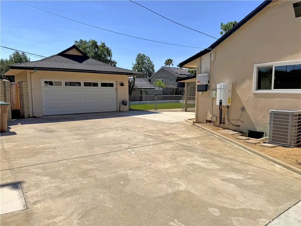 840 Northwestern