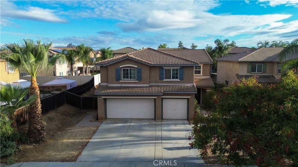 Photo of 28917 Wallflower Way, Murrieta, CA 92563 (MLS # CV25224778)