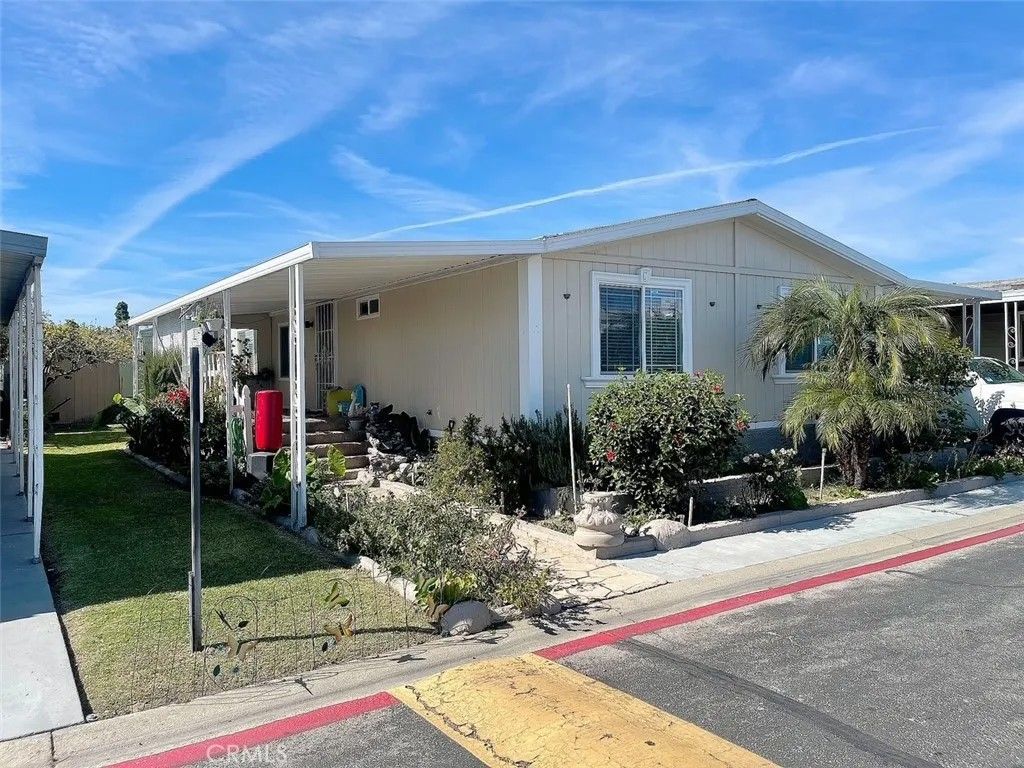 Photo of 17400 Valley Blvd #66, Fontana, CA 92335 (MLS # IG26040282)