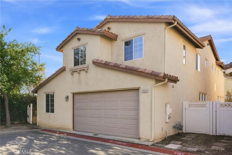 2328 S Cordoban Lane