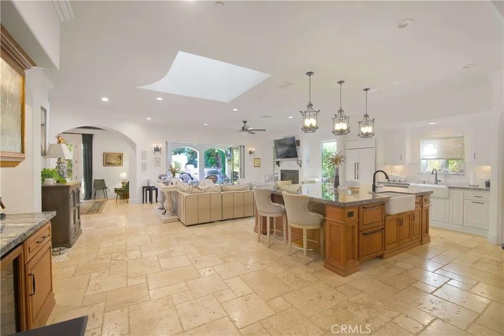 Photo of 1015 Gardena Rd, Encinitas, CA 92024 (MLS # TR25259806)