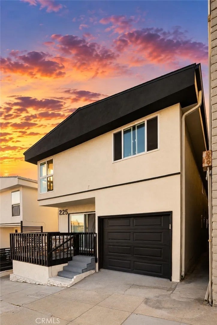 225 Rosecrans Avenue