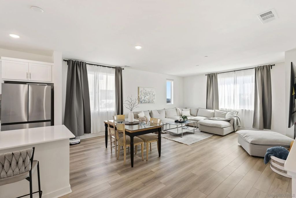 Photo of 5310 Seacliff Pl #13, San Diego, CA 92154 (MLS # 2600286)