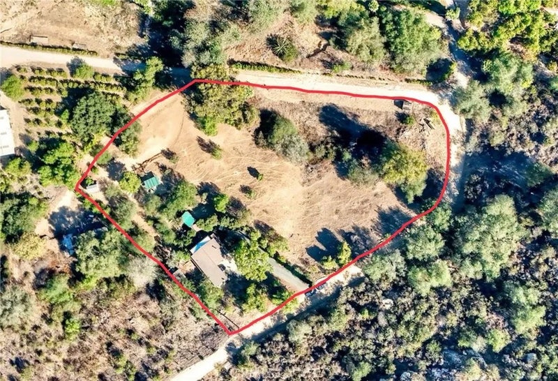 6051 Rainbow Heights