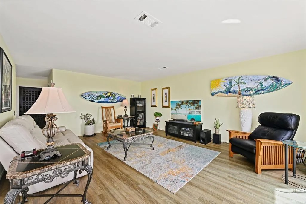 3808 Vista Campana South 11