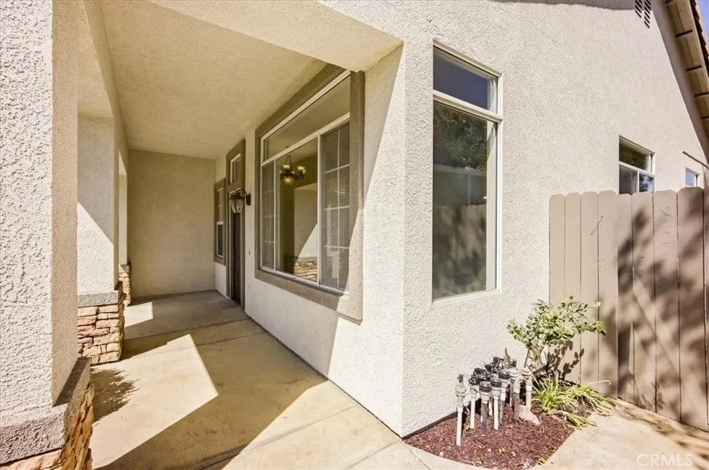 Photo of 33460 Brushy Hollow, Yucaipa, CA 92399 (MLS # CV26066233)