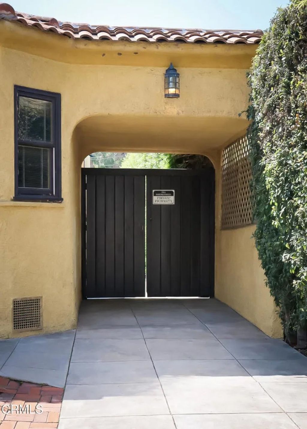 Photo of 8936 Dorrington Avenue, West Hollywood, CA 90048 (MLS # V1-35712)